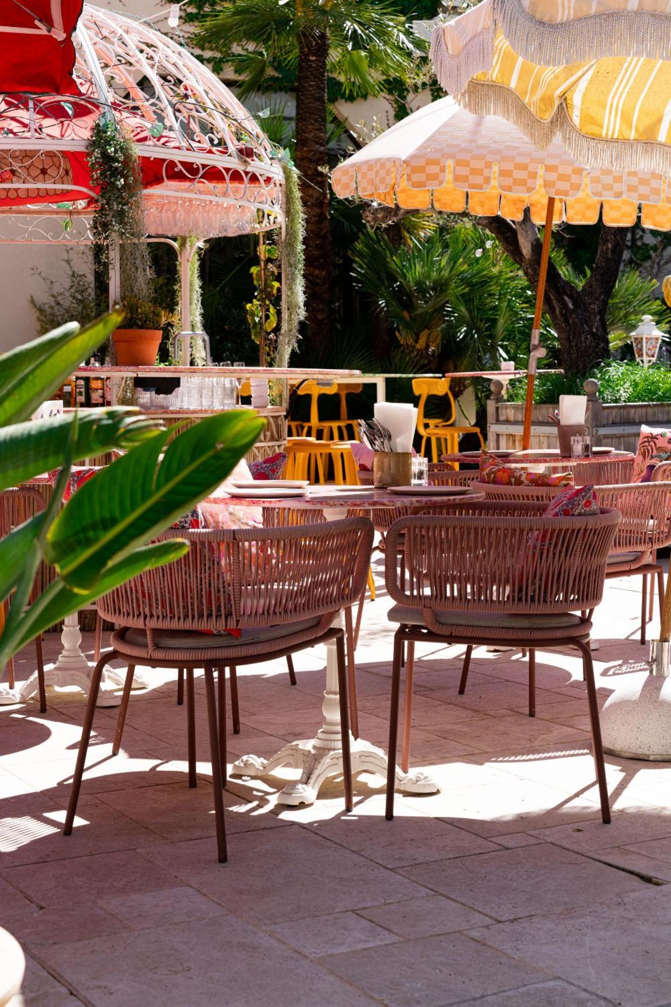 Hôtel Juana Exterior foto